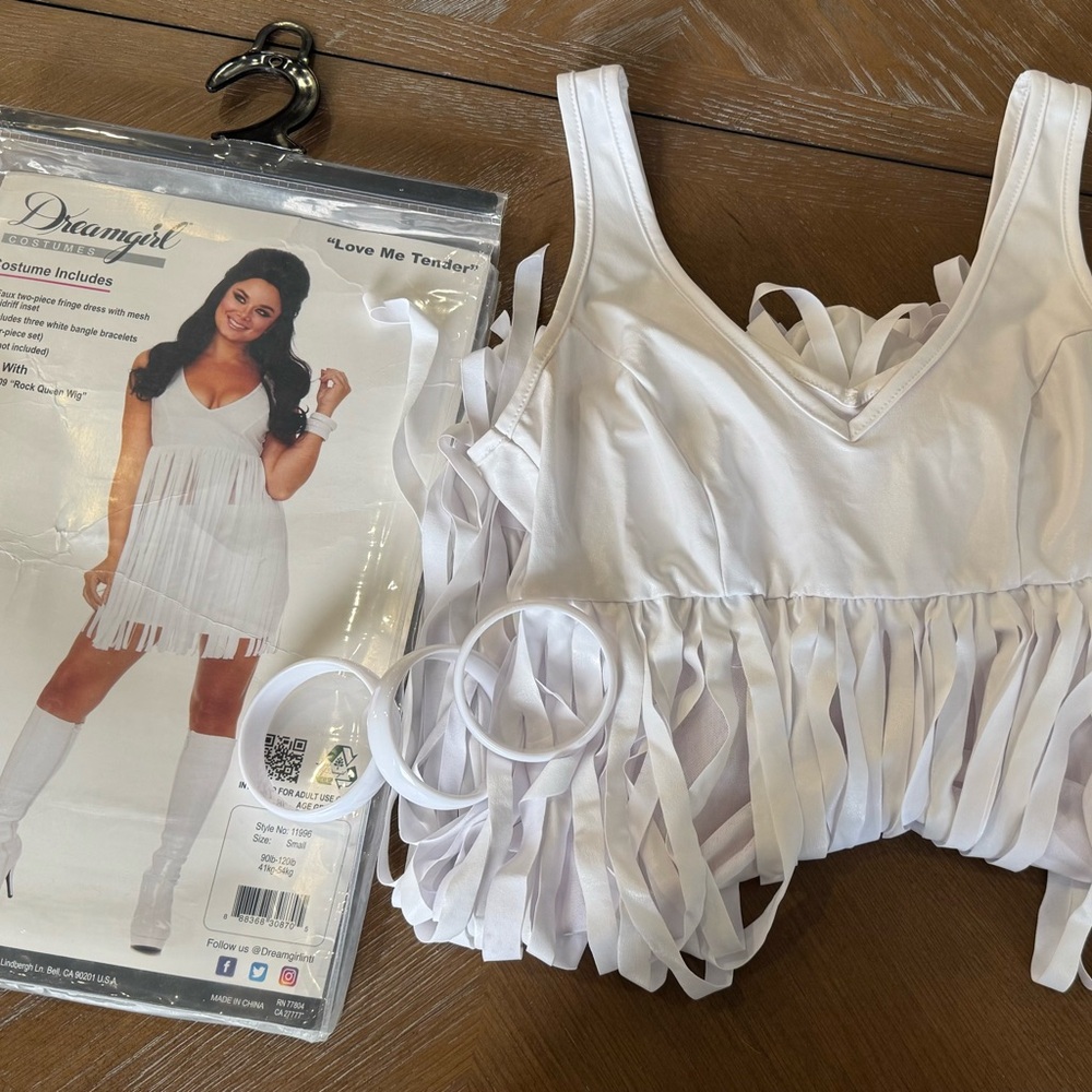 Priscilla Presley / 1960’s Costume – White Fringe Retro Dress & Bangles